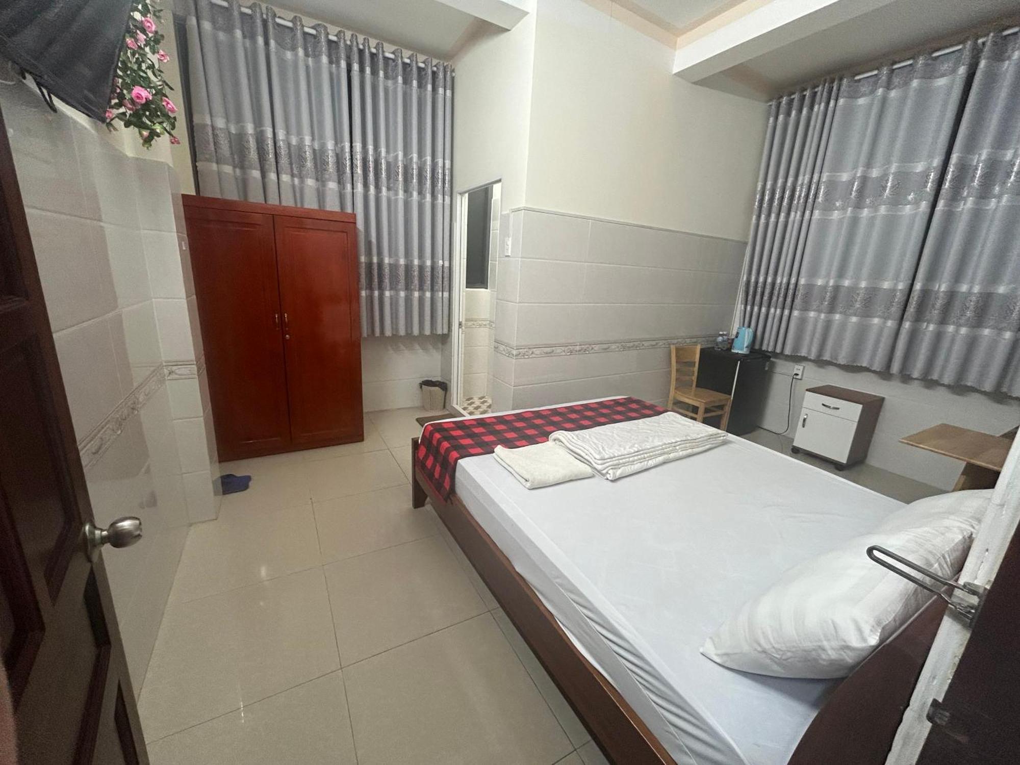 Hotel Anh Tuan Bac Lieu Dış mekan fotoğraf